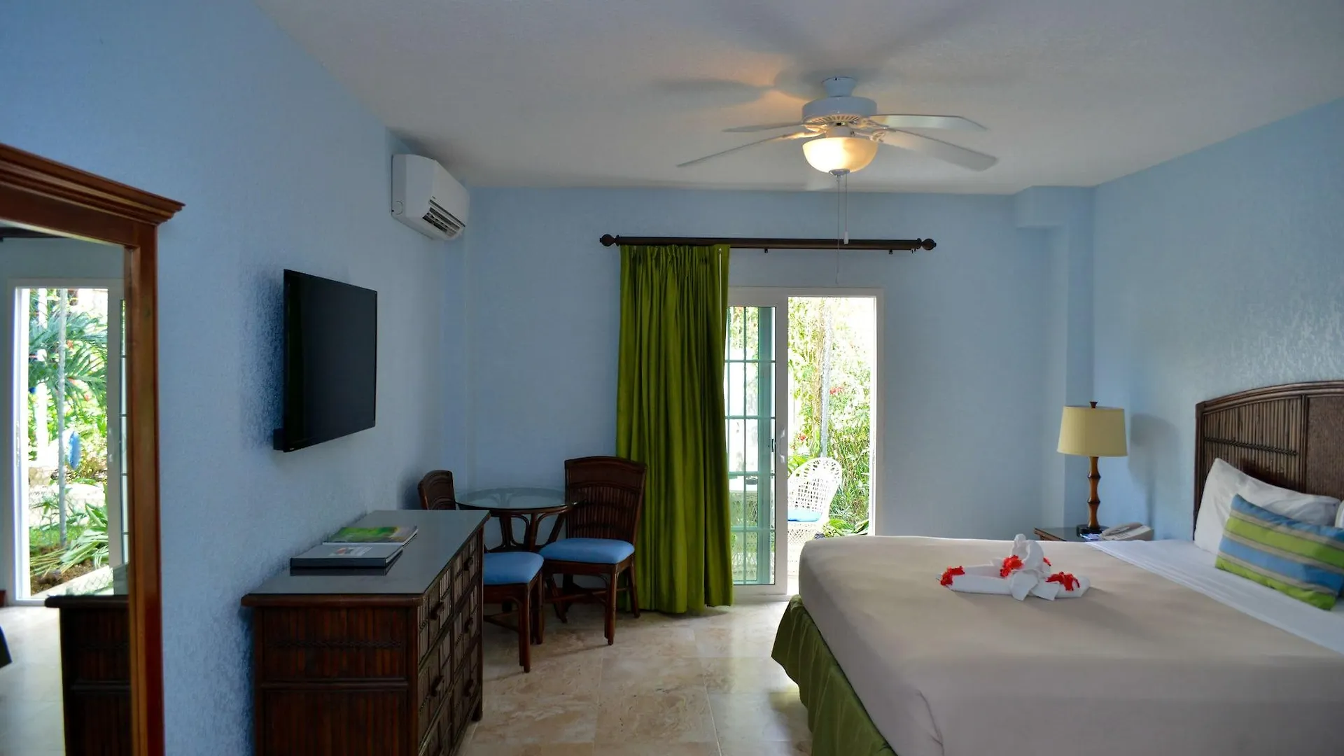 Coco La Palm Hotel Negril